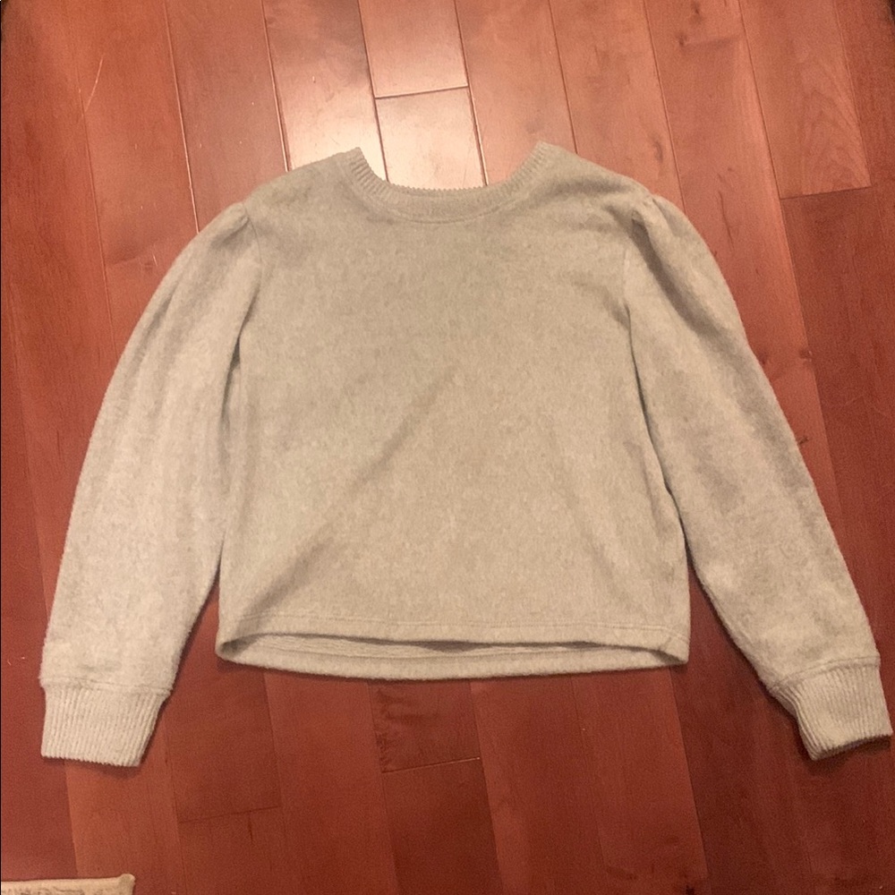 Women's Gray Sweater